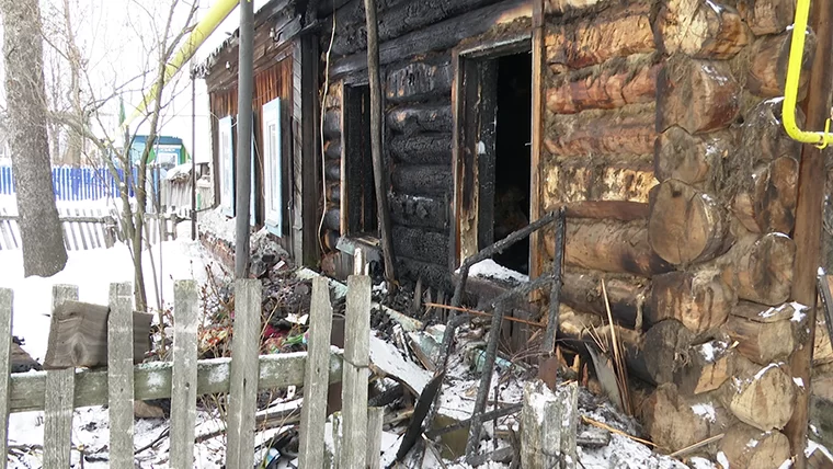 Соседи погибшей при пожаре пенсионерки в Нижнекамском районе рассказали подробности