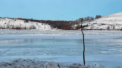 На ледовой переправе Красный Ключ – Покровское наращивают лёд - НТР 24