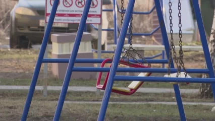 Нижнекамку оштрафовали за то, что она ударила ребёнка на детской площадке - НТР 24