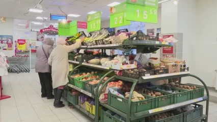 Роспотребнадзор не допустил в магазины Нижнекамска более 5 тонн опасных продуктов - НТР 24