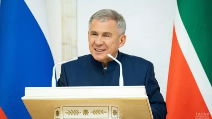 Минниханов наградил орденом «За заслуги перед Республикой Татарстан» трёх человек - НТР 24