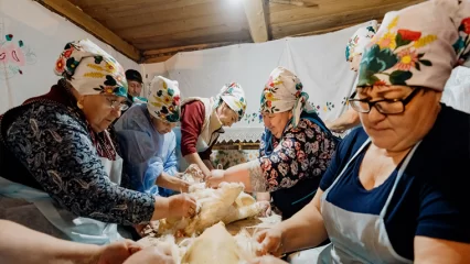 На выставке «Россия» покажут древний татарский обряд «Каз өмәсе» - НТР 24