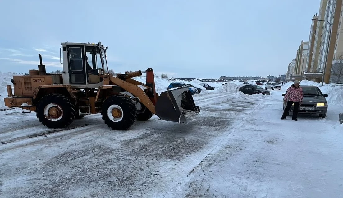 В Нижнекамске за сутки вывезли более четырех тысяч кубометров снега