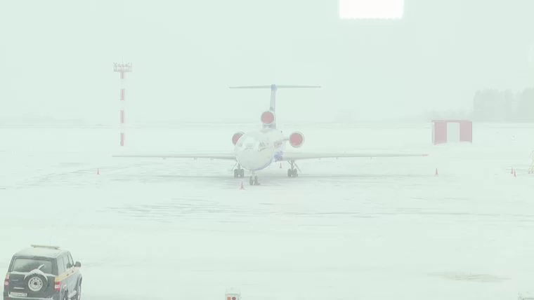 В аэропорту Нижнекамска задержали 6 рейсов