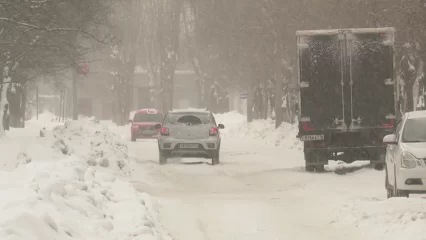 В Нижнекамске из-за метели за сутки произошло 16 ДТП