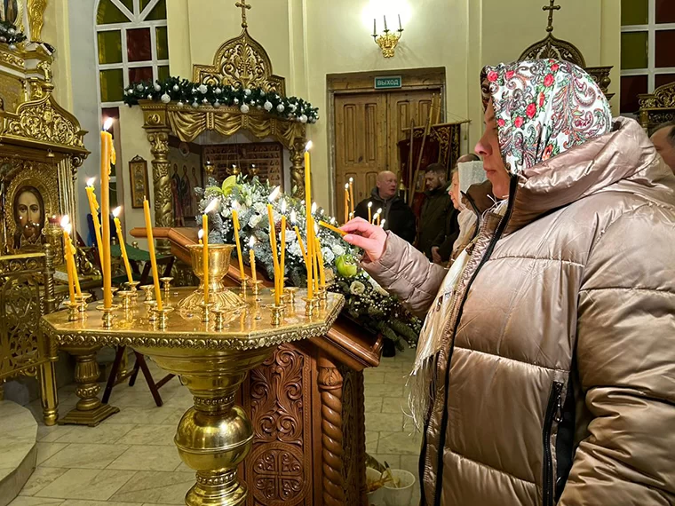 Православные нижнекамцы отмечают Рождество