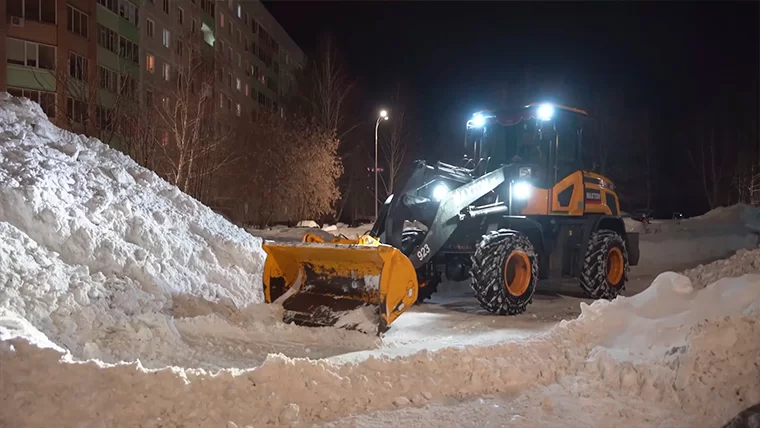 Ночью на очистку Нижнекамска от снега выйдут 14 единиц техники