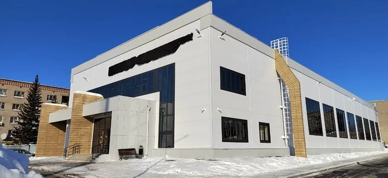 В Нижнекамске построили новый универсальный спортивный зал
