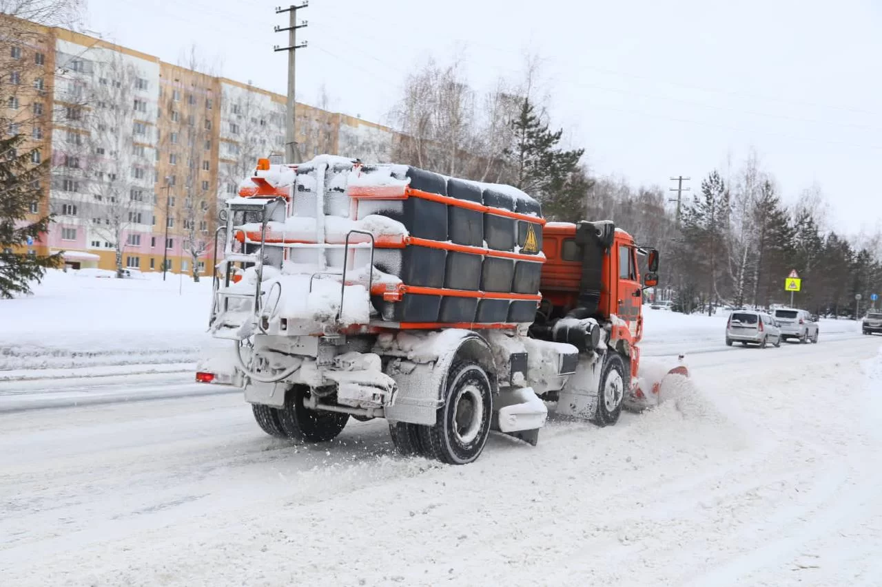 За ночь с улиц Нижнекамска вывезли больше 7 тысяч кубометров снега