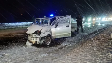 Один человек погиб при столкновении двух легковушек под Нижнекамском