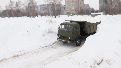 Власти Нижнекамска выделили под складирование снега три полигона