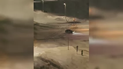 Нижнекамец снял дрифт на перекрёсте в пять часов утра - НТР 24