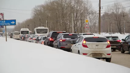 Нижнекамские водители рассказали о причинах пробок в сторону БСИ