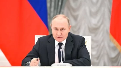 Путин наградил медалями трёх жителей Татарстана - НТР 24