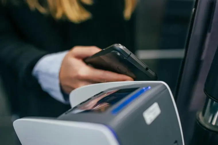 С 3 апреля Samsung Pay перестанет работать с картами МИР