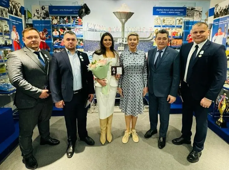 В Казани наградили участников спортивно-гуманитарного конвоя в ЛНР