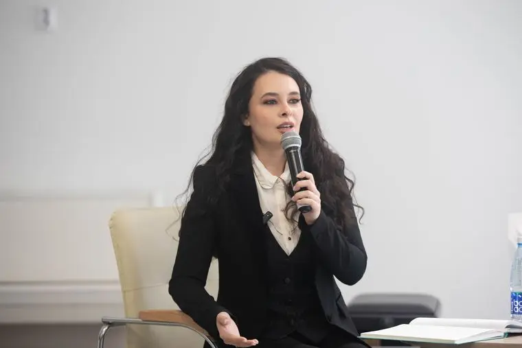 Эльмира Калимуллина провела в Нижнекамске мастер-класс для юных вокалистов