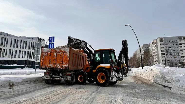 В Нижнекамске на вывоз снега и очистку дорог выйдут 28 единиц техники