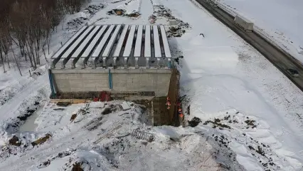 В Татарстане смонтировали балки пролетного строения моста через Дарьянку