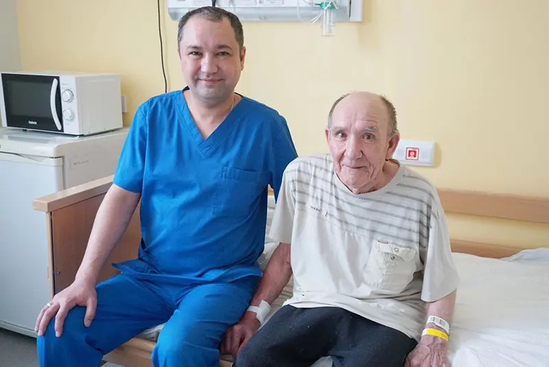Рентгенохирурги Нижнекамска спасли ветерана здравоохранения