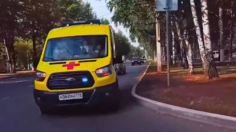 В Нижнекамске с профессиональным праздником поздравили врачей скорой помощи
