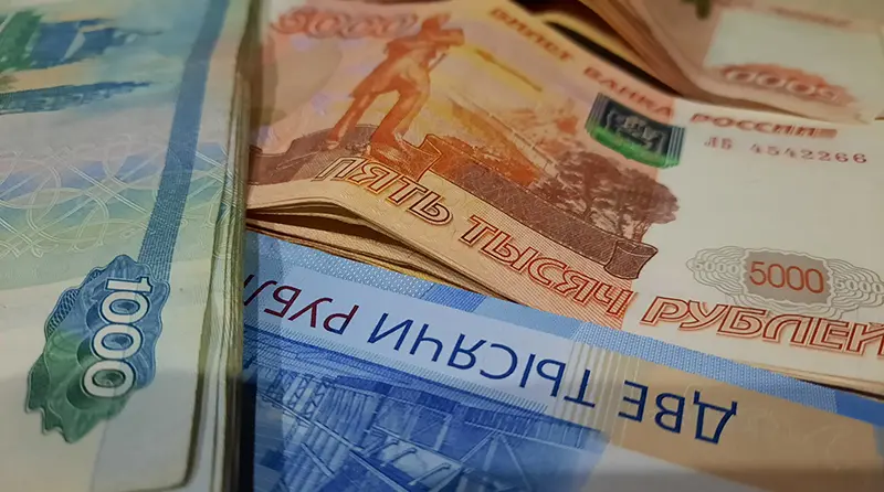 Из-за рекламы банка в Интернете нижнекамка потеряла почти 4,5 млн рублей