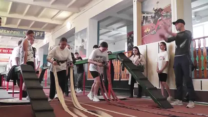 В Нижнекамске прошли соревнования по пожарно-спасательному спорту среди школьников
