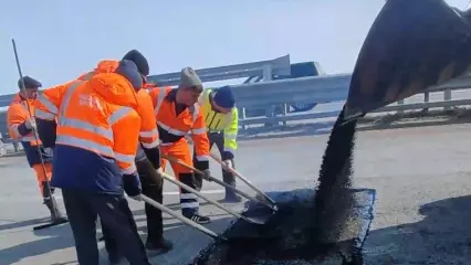 Дорожники приступили к ямочному ремонту на федеральных трассах в Татарстане - НТР 24