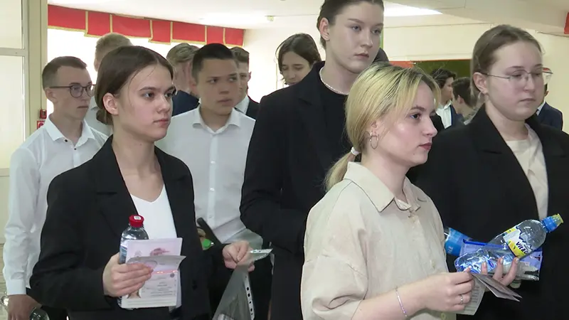 Нижнекамские выпускники написали ЕГЭ по русскому языку