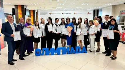 В Татарстане прошло чествование победителей олимпиад различных уровней - НТР 24