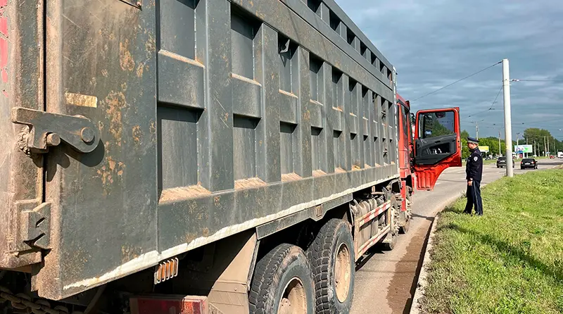 В Нижнекамске за пять дней 14 водителей грузовиков нарушили ПДД