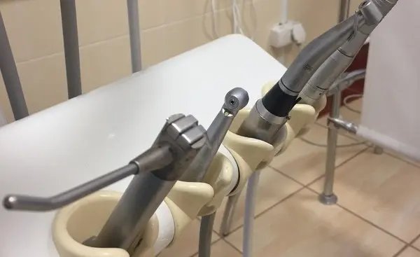 В Татарстане закрылась стоматология после заражения пациента
