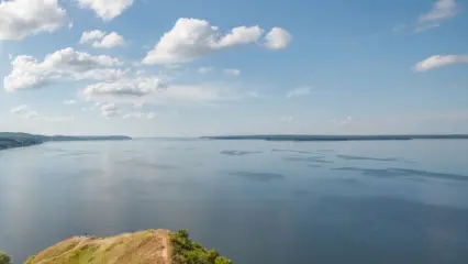 На Волге в Татарстане пьяный мужчина на мотолодке наехал на женщину — она в больнице - НТР 24