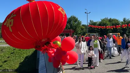 В Казани прошёл китайский Сабантуй с гонками на лодках-драконах