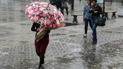 Погода резко испортится: на Татарстан надвигаются грозы, дожди и похолодание