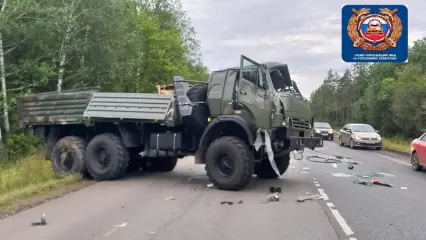 В Татарстане в аварии с грузовиком погибли три человека