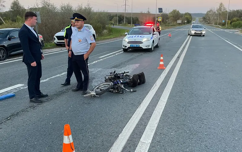 На автодороге Нижнекамск - Чистополь в ДТП погиб водитель мопеда