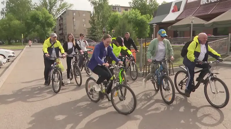 В День города нижнекамцы смогут приехать на работу на велосипеде и получить подарки