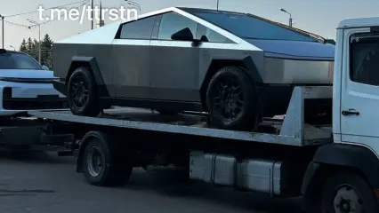 В Татарстан привезли Tesla Cybertruck