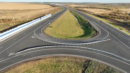 На втором этапе обхода Нижнекамска завершена укладка асфальтобетона