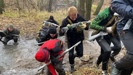 В грязь — плашмя, в воду — гуськом