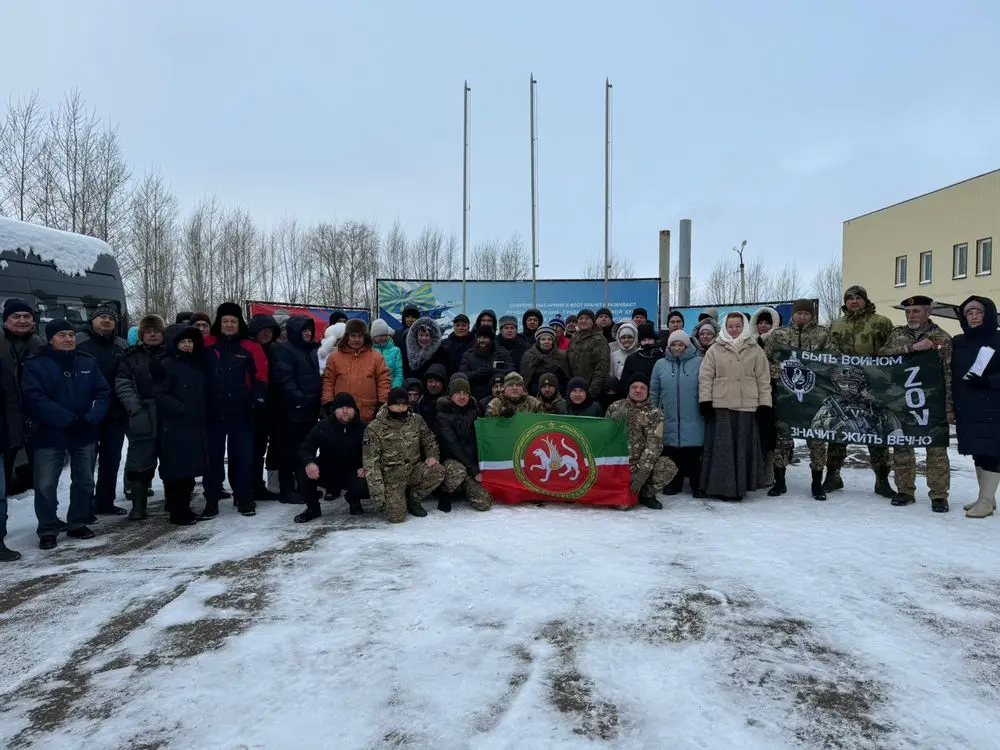 В воскресенье, 15 декабря, 12 контрактников убыли по местам службы из Нижнекамска.