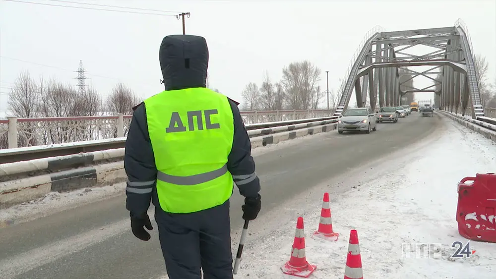 В Нижнекамском районе у стационарного пункте весового контроля «Таврия-2» рядом с мостом через Зай введено временное ограничение движения транспорта.