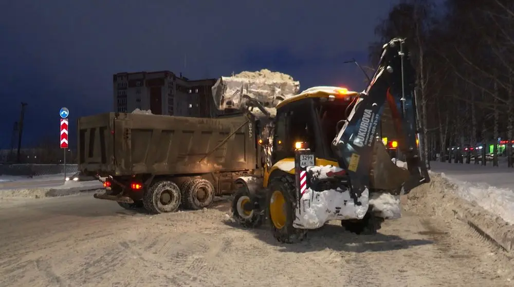 В Нижнекамске организована круглосуточная уборка улиц от снега