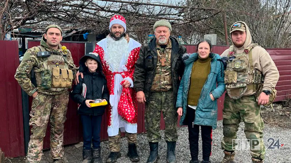 В зону СВО доставили новогодние посылки из Нижнекамска