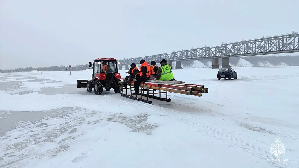 В Татарстане открылась первая ледовая переправа