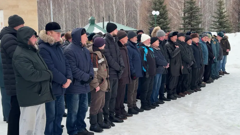 В Нижнекамске простились с ветераном пожарной службы Зиряком Шигаповым