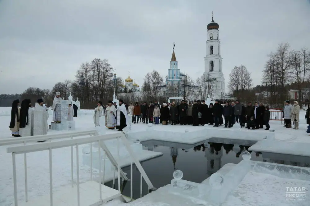 В Зеленодольском районе могут сократить число крещенских купелей из-за аномально теплой погоды.