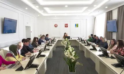 На заседании в Нижнекамске подняли вопрос публичных выступлений на татарском языке - НТР 24