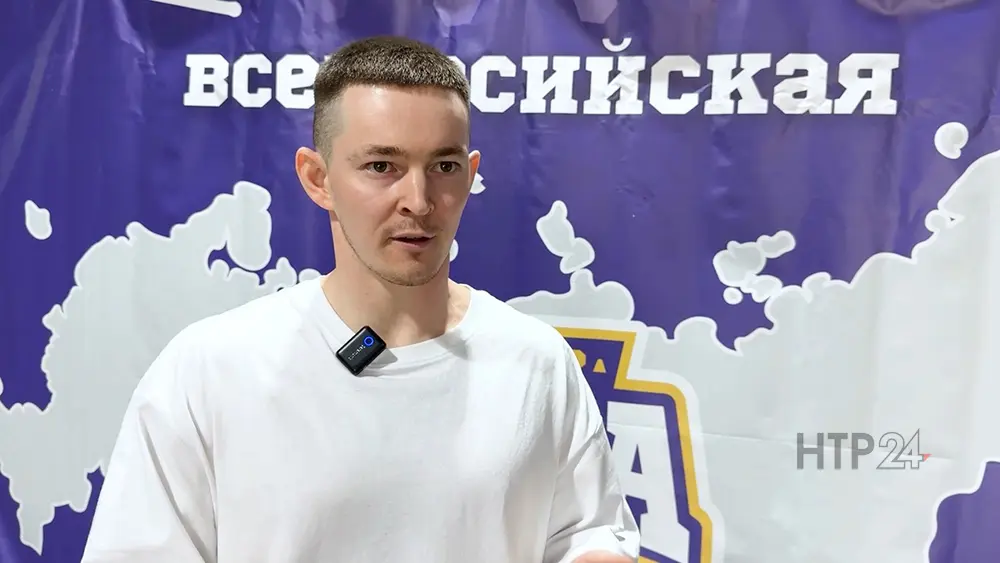 Артем Анисимов